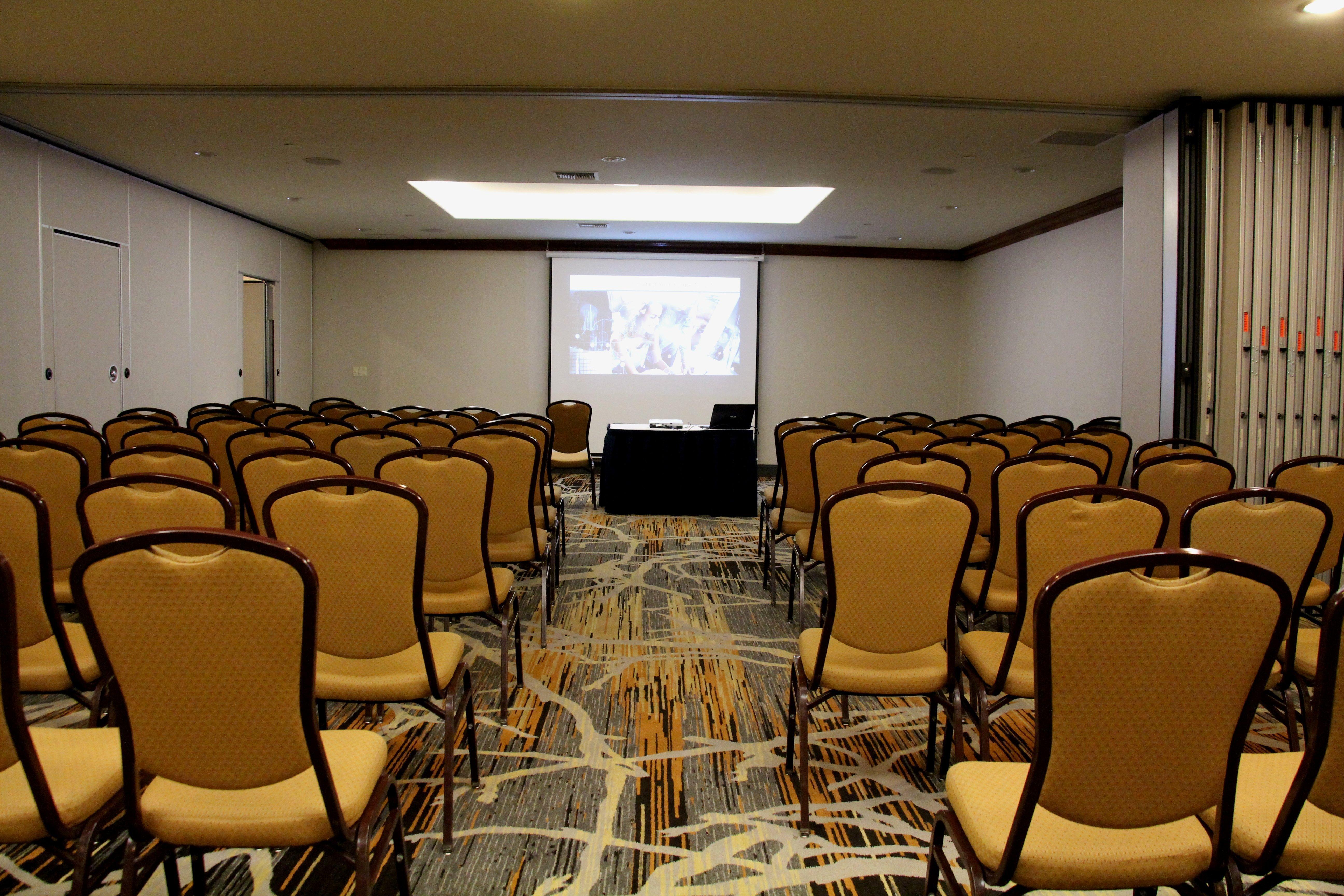 Holiday Inn Denver Lakewood By Ihg Bagian luar foto