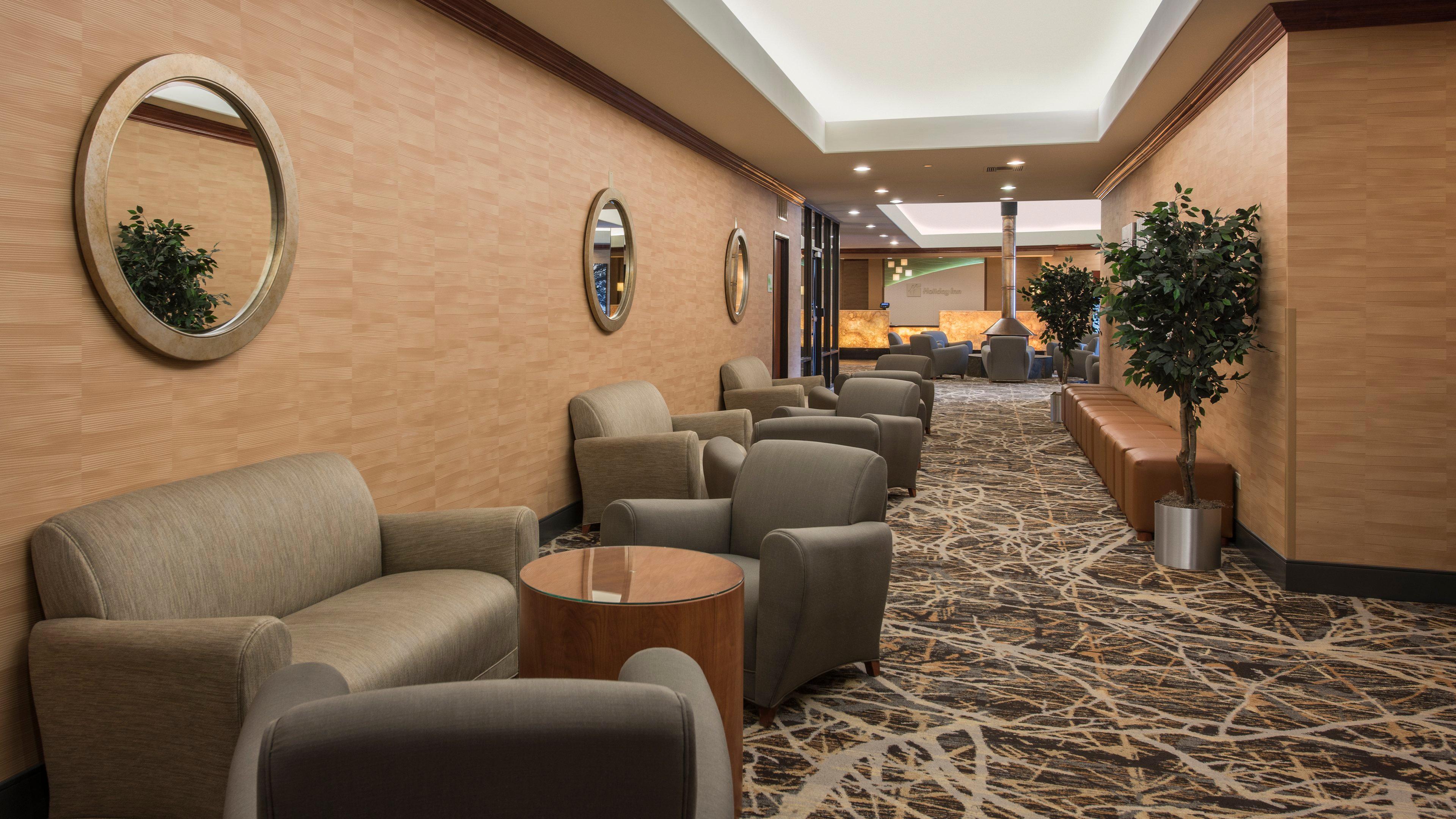 Holiday Inn Denver Lakewood By Ihg Bagian luar foto