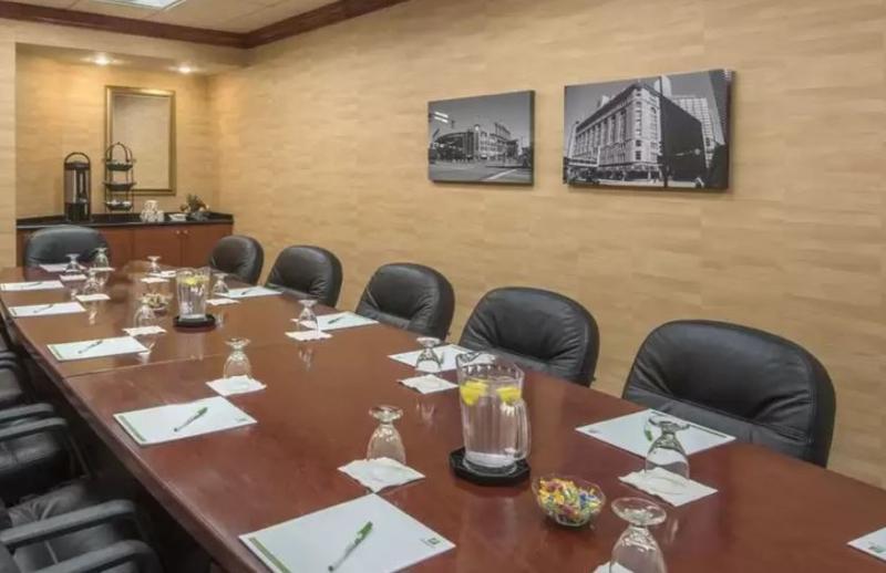 Holiday Inn Denver Lakewood By Ihg Bagian luar foto